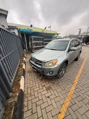Toyota RAV4 2006 Green