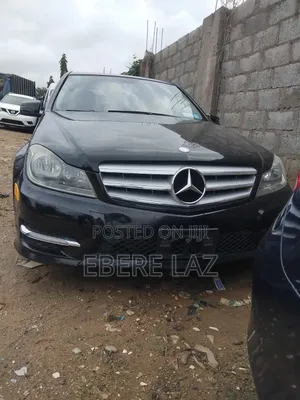 Mercedes-Benz C250 2012 Black