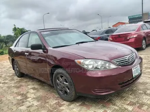 Toyota Camry 2004 Red