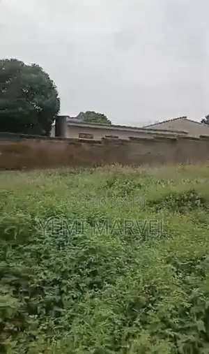 Fenced and Gates 932sqm of Land at Seye Nuga Street, New Bodija, Ib