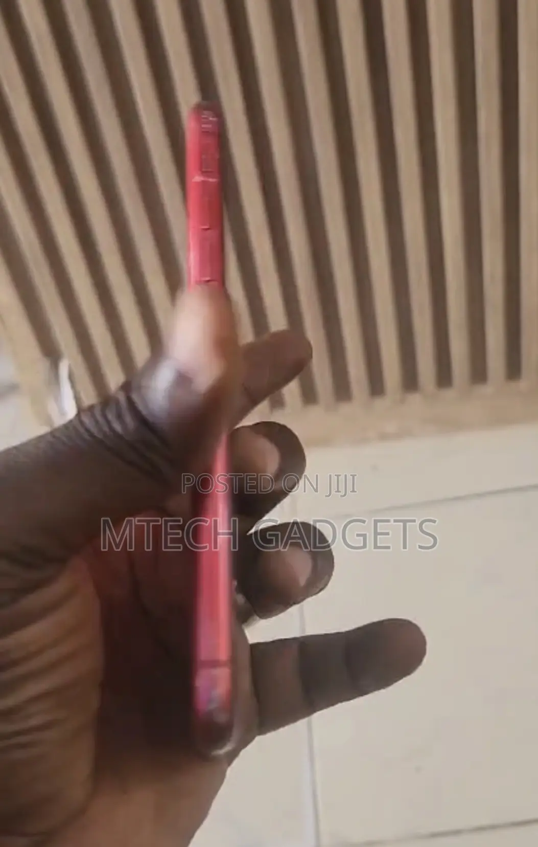Apple iPhone 11 64 GB Red