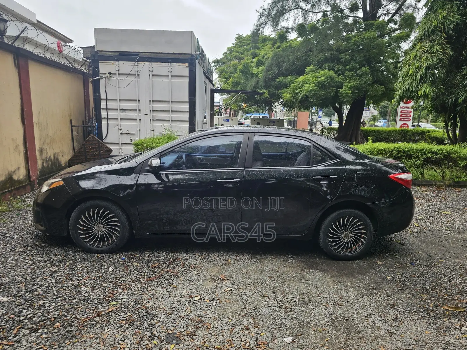 Toyota Corolla 2015 Black