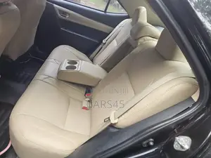 Toyota Corolla 2015 Black