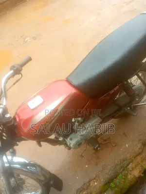 Bajaj Boxer 2023 Red