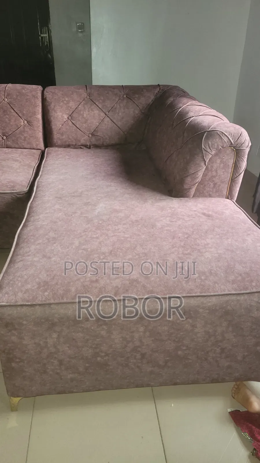 L Shape Chair