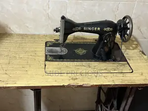 Manual Sewing Machine