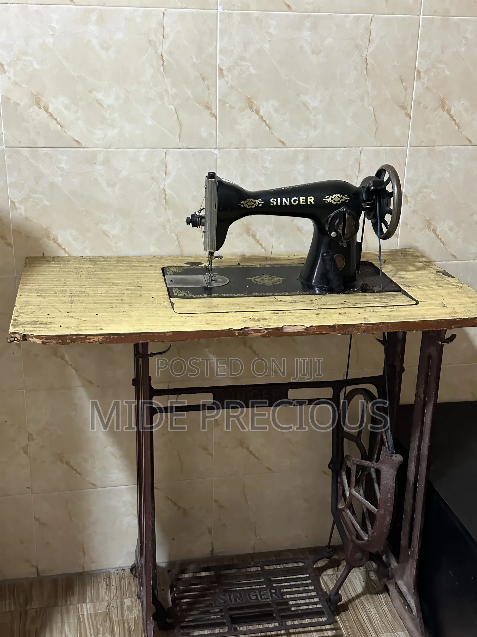 Manual Sewing Machine