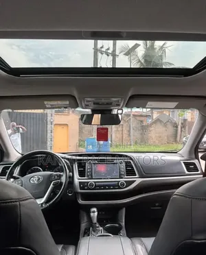 Toyota Highlander 2017 Burgundy