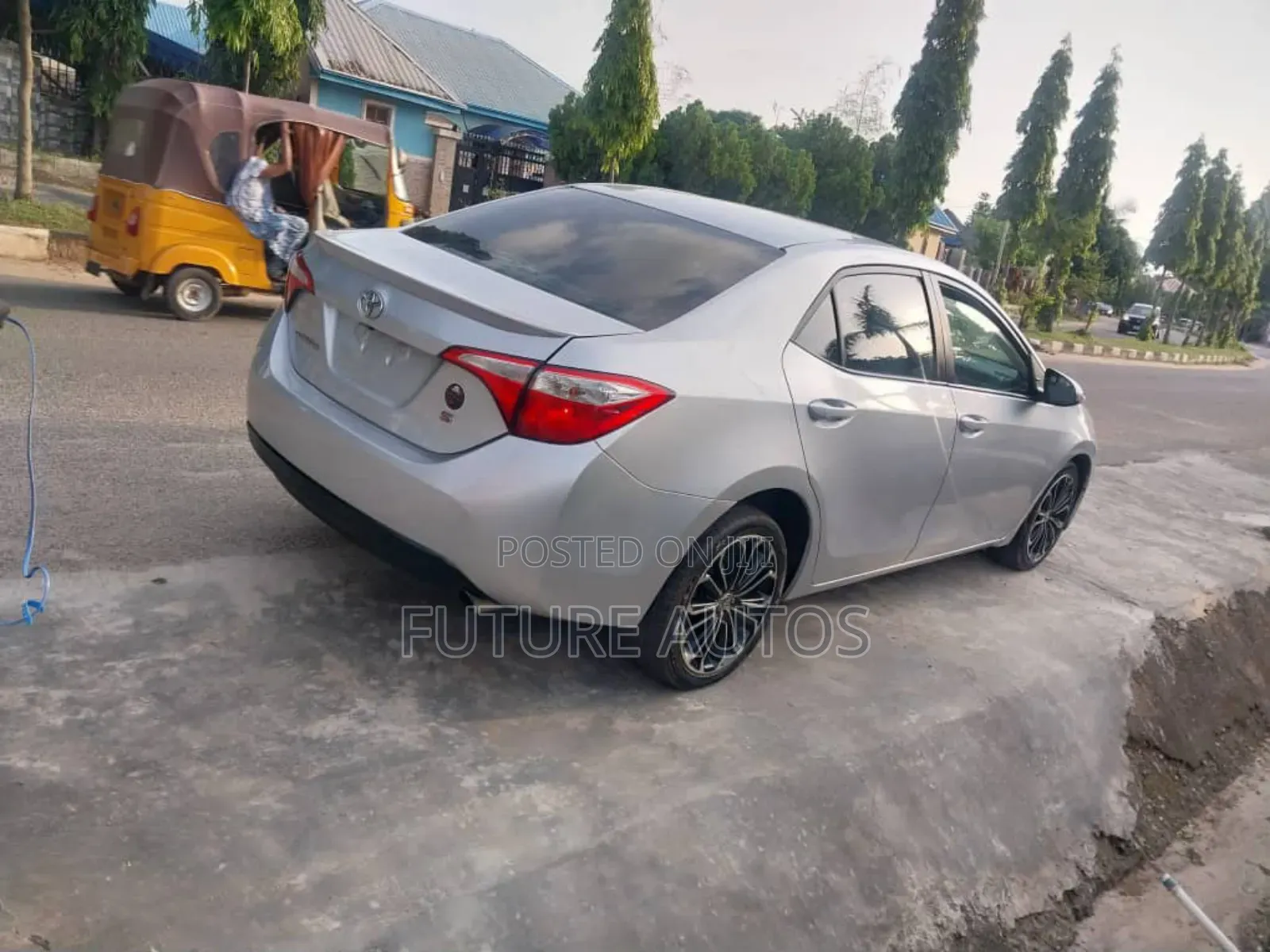 Toyota Corolla 2016 Silver
