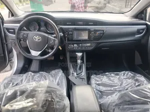 Toyota Corolla 2016 Silver
