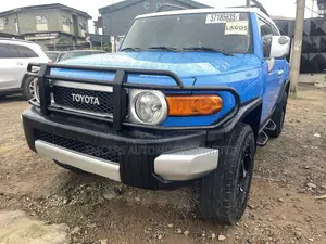 Toyota FJ Cruiser Base 4x2 2008 Blue
