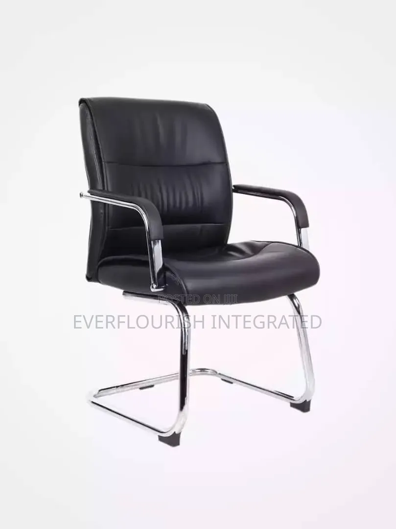 Strong Visitor's Office Chair