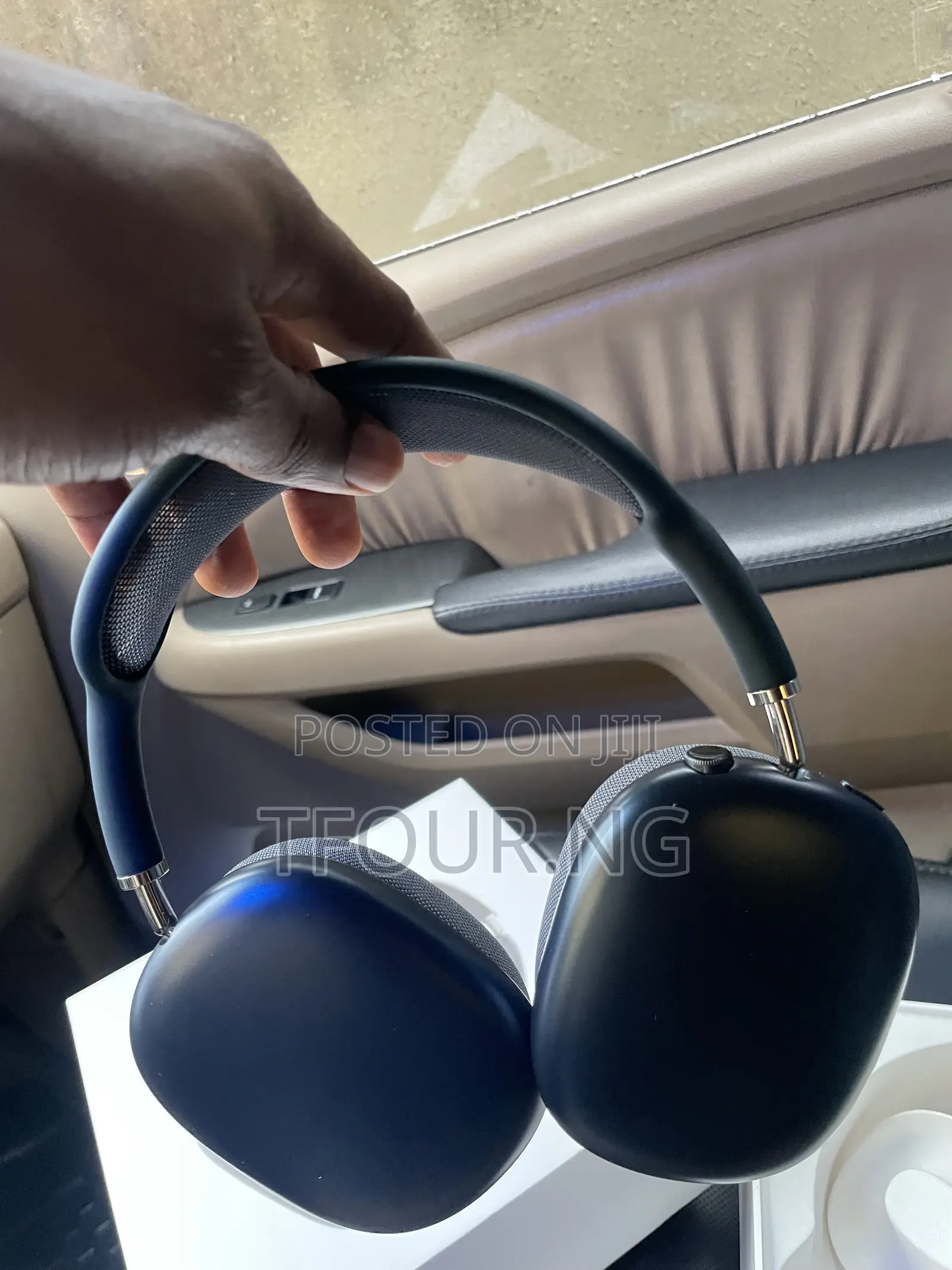 Apple AirPods Max