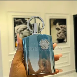 Unforgettable Scents That Turn Heads