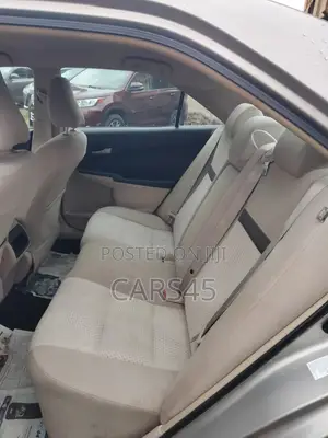 Toyota Camry 2014 Gold