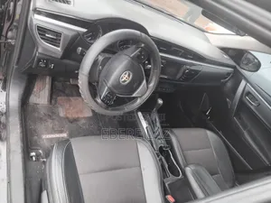 Toyota Corolla 2015 Black