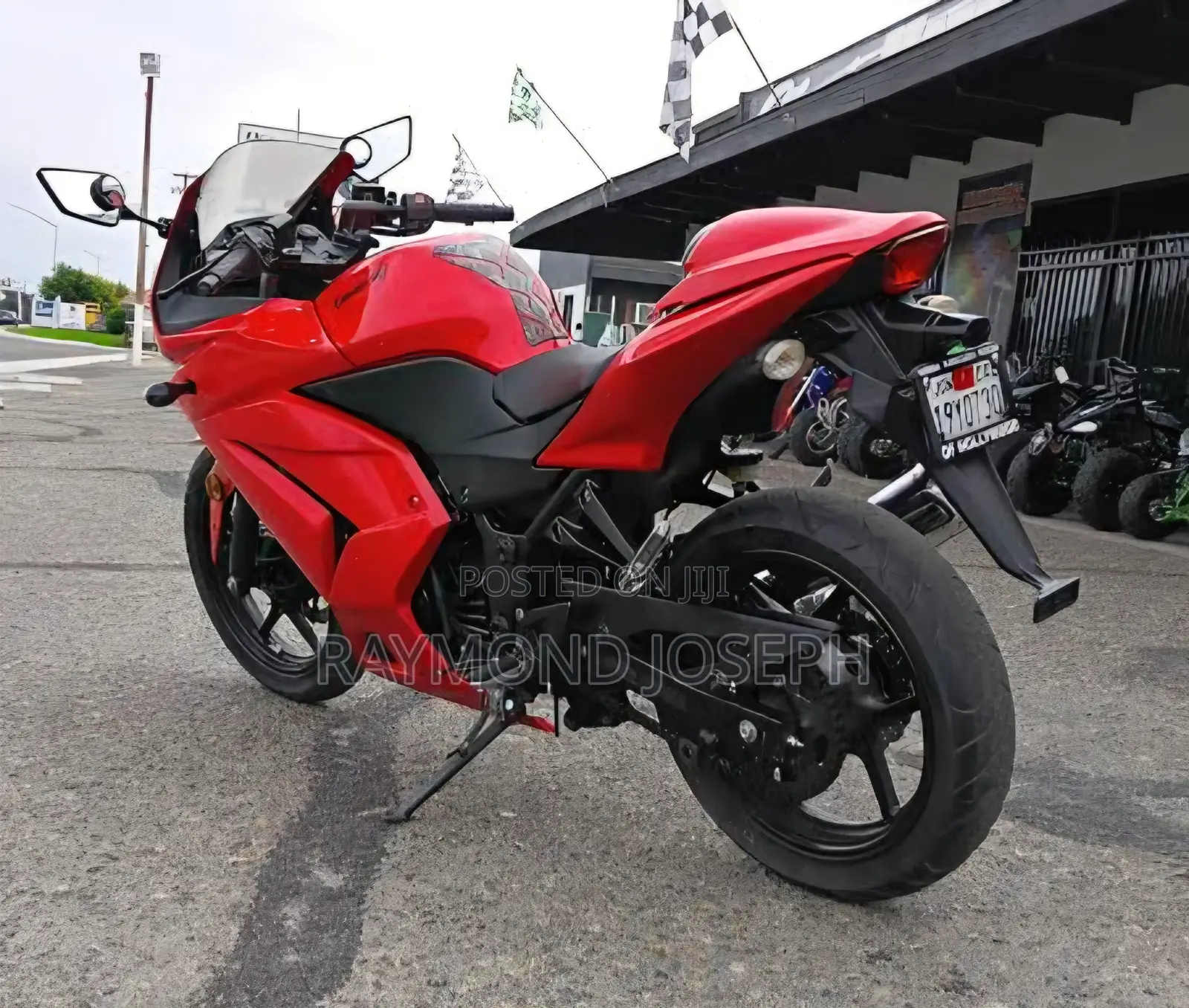 Kawasaki EX250 2010 Red
