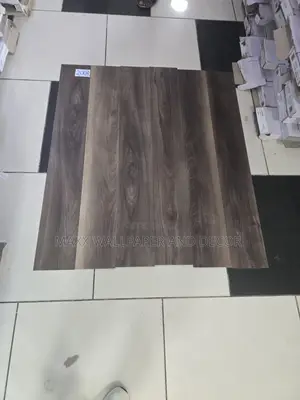 Create Stunning Interiors With SPC Click Flooring"