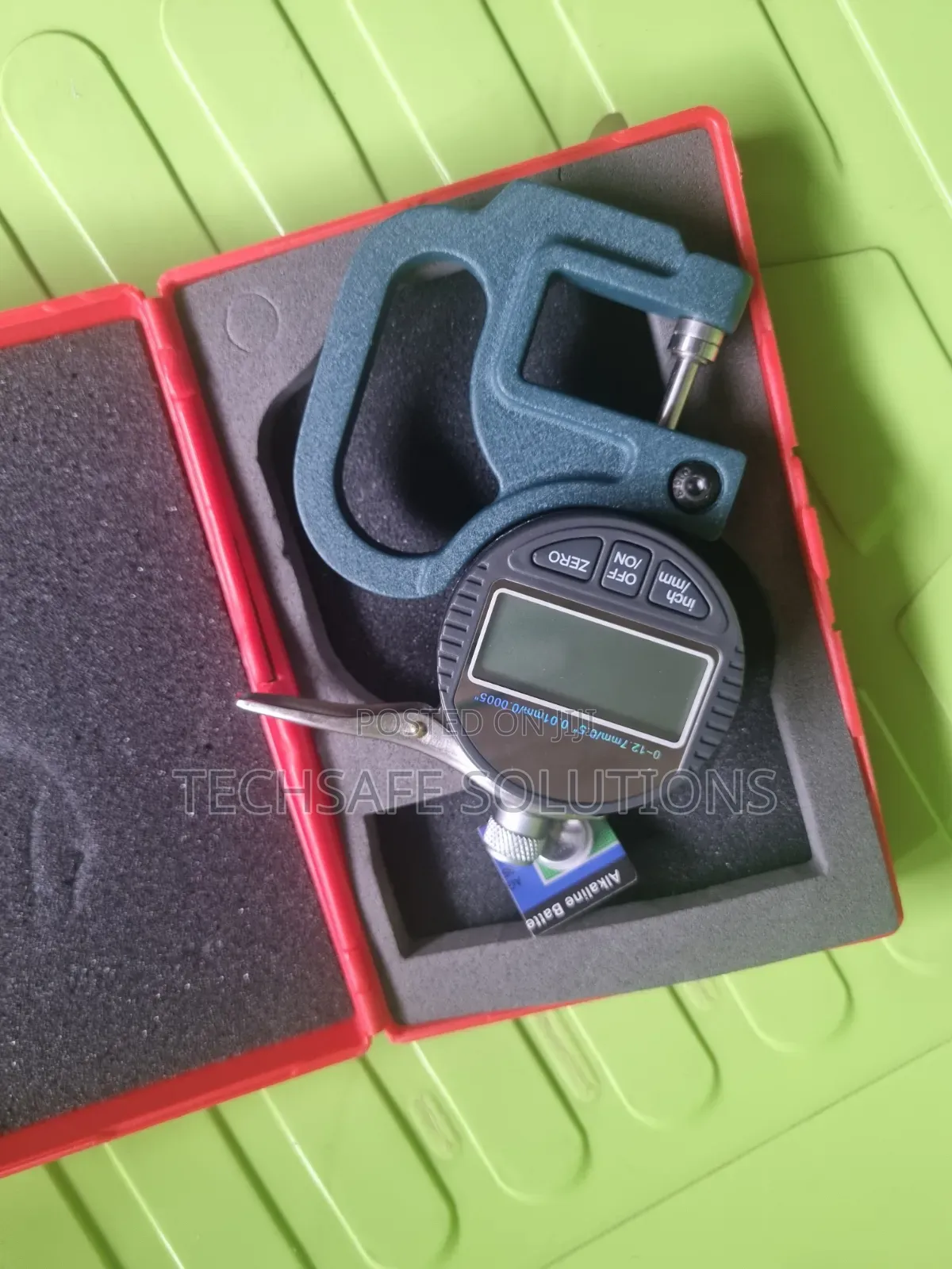 Digital Thicknesses Gauge