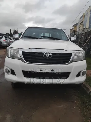 Toyota Hilux 2014 White