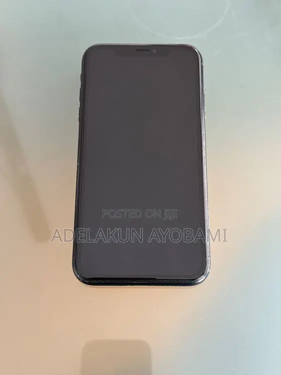 Apple iPhone XR 128 GB White