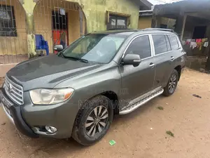 Toyota Highlander Base 2009 Green