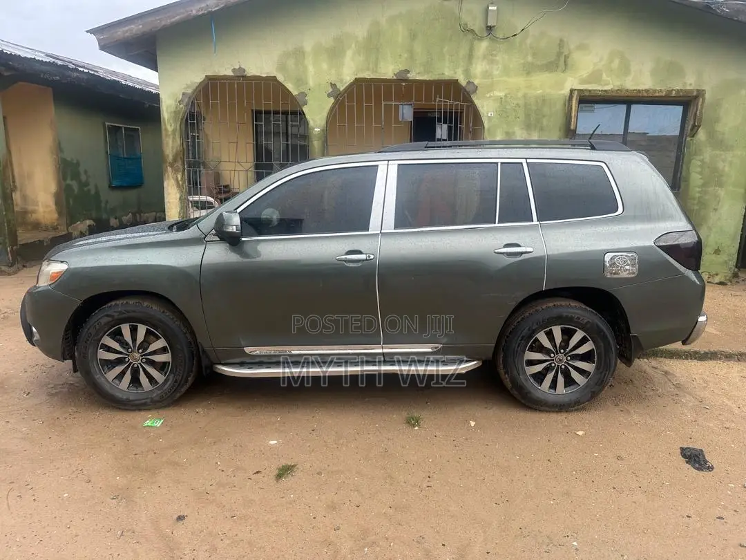 Toyota Highlander Base 2009 Green