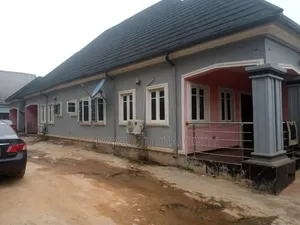 2bdrm Block of Flats in Benin City for sale