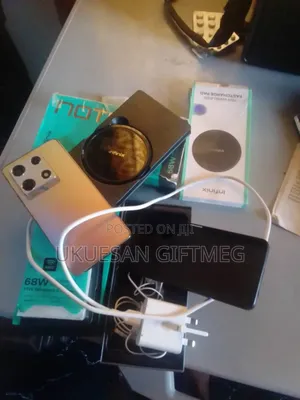 Infinix Note 30 Pro 256 GB Gold