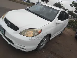 Toyota Matrix 2003 White