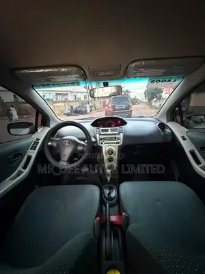 Toyota Yaris 2007 Silver