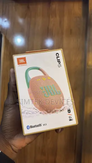 JBL Clip 5