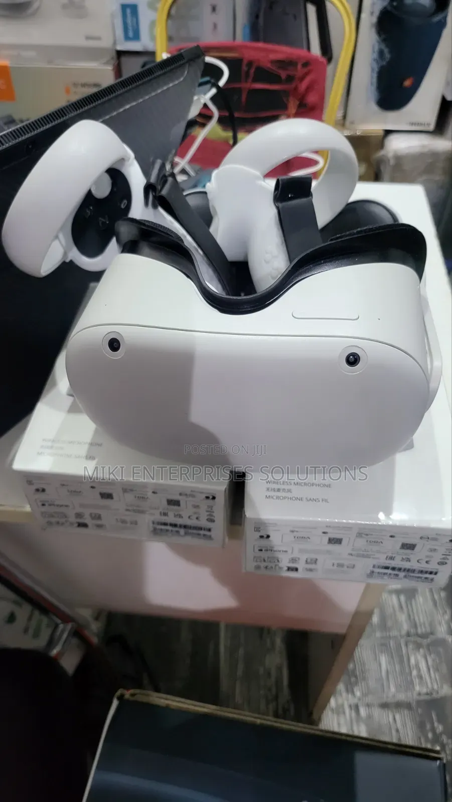 Oculus Meta Quest 2 With All Accessories