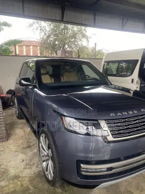 New Land Rover Range Rover P400 SE SWB 2026 Blue