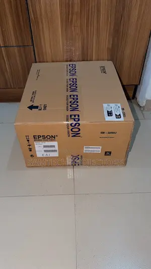 Epson EB-2250U. 5000 Lumens Projector FULL HD 1080p