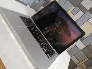 Laptop Apple MacBook Pro 2012 4GB Intel Core i7 SSD 128GB