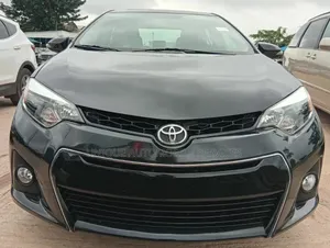 Toyota Corolla S 4dr Sedan (1.8L 4cyl CVT) 2015 Black