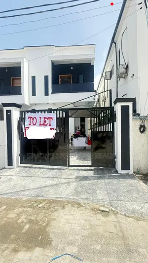 4bdrm Duplex in Ikota for rent