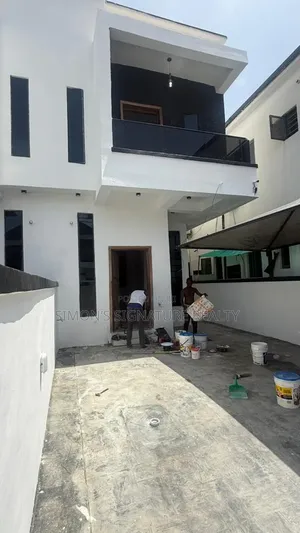 4bdrm Duplex in Ikota for rent