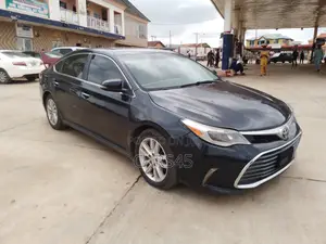 Toyota Avalon 2016 Black
