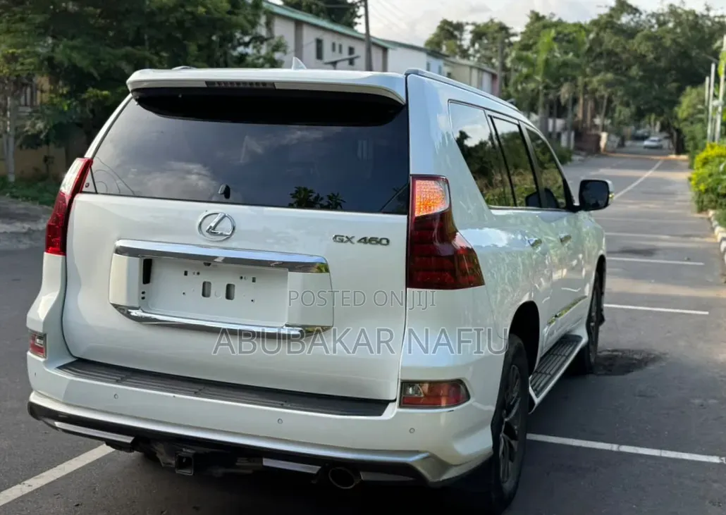 Lexus GX 2018 White