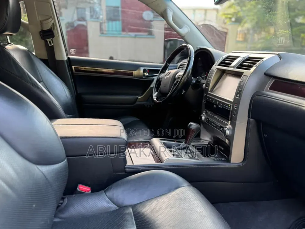 Lexus GX 2018 White