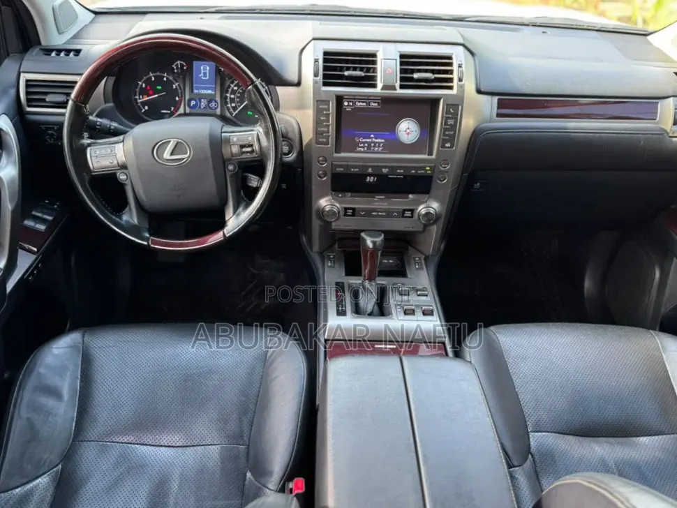 Lexus GX 2018 White