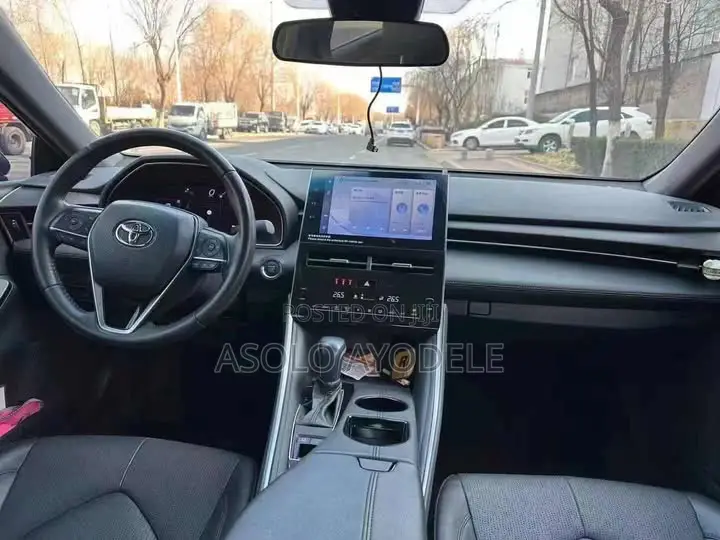 Toyota Avalon 2023 Black