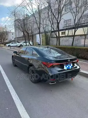 Toyota Avalon 2023 Black