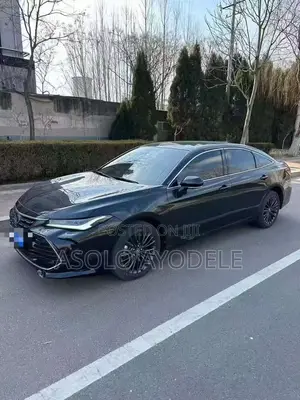 Toyota Avalon 2023 Black