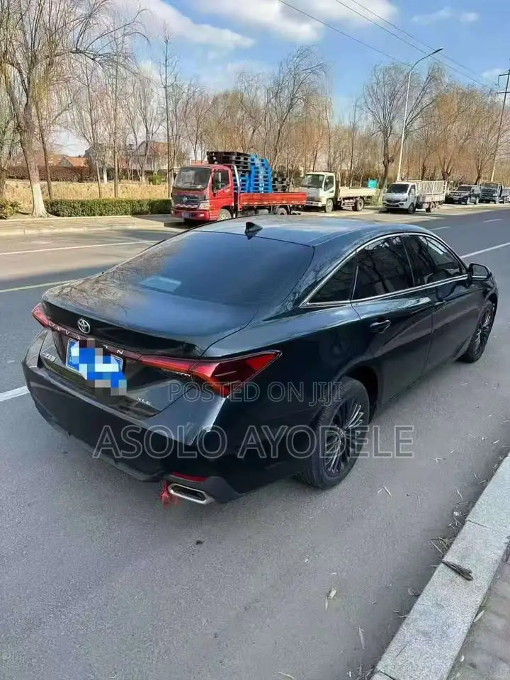 Toyota Avalon 2023 Black