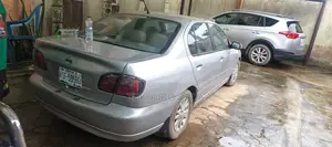 Nissan Primera 2007 Silver