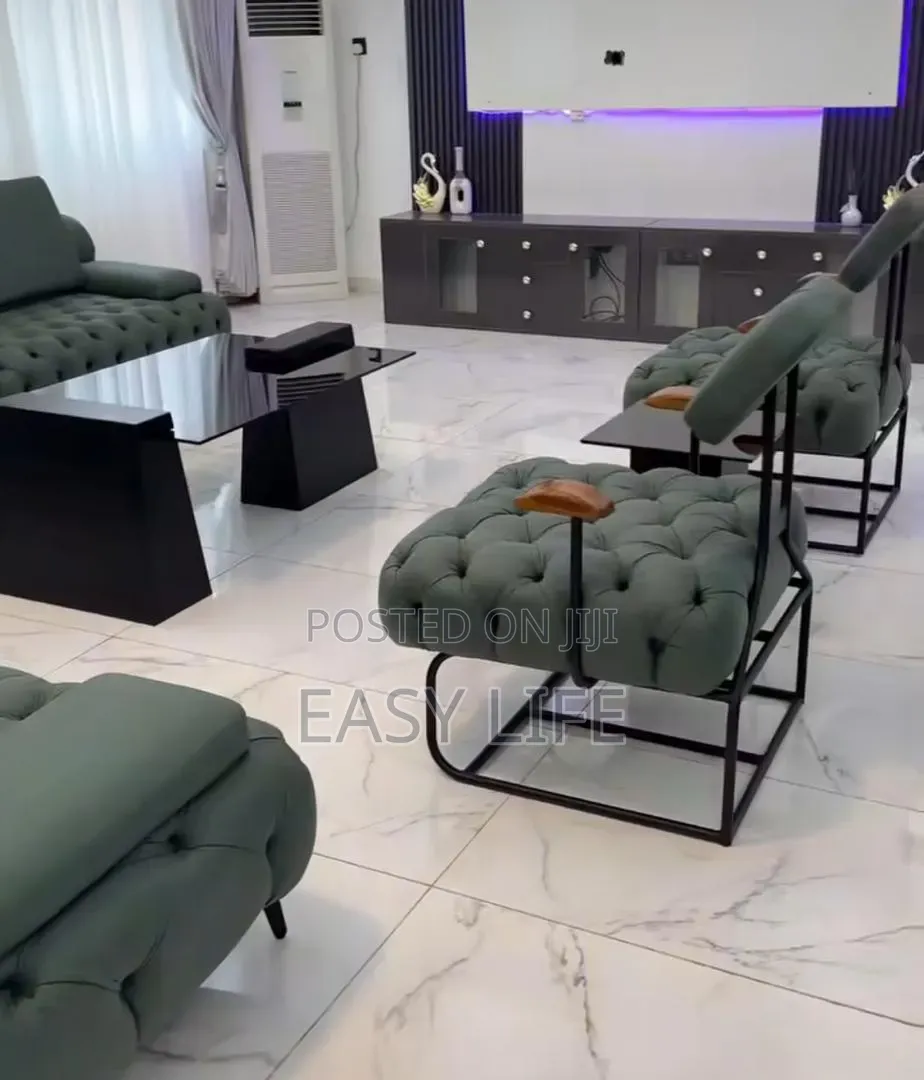 Complete Set of Leather Chair 0008