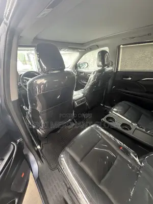 Toyota Highlander 2019 Blue